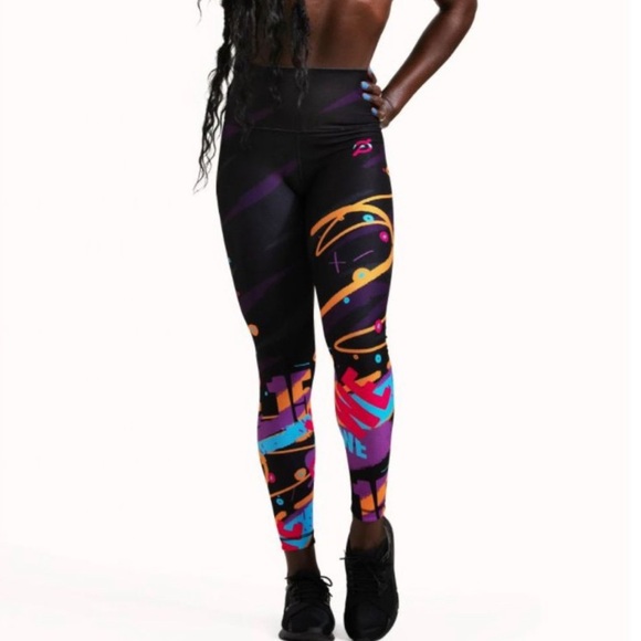 With X Peloton Black High Waist Leggings w Colourful Designs large -fit like med - Picture 1 of 3